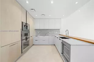 15701 Collins Ave, Sunny Isles Beach, FL 33160 - Photo 4