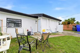 5666 Mayo St, Hollywood, FL 33023 - Photo 18