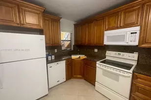 3846 Coral Tree Cir, Coconut Creek, FL 33073 - Photo 14