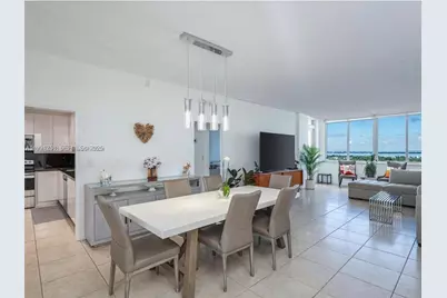 5005 Collins Ave #1506, Miami Beach, FL 33140 - Photo 6