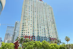 1155 Brickell Bay Dr, Miami, FL 33131 - Photo 2