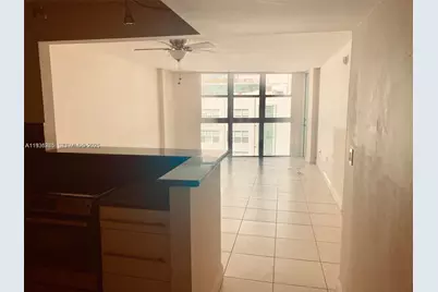 1228 West Ave #1505, Miami Beach, FL 33139 - Photo 4