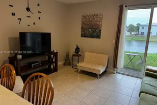 2819 SE 1st Dr, Homestead, FL 33033 - Photo 8