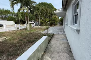 20001 NW 43rd Pl, Miami Gardens, FL 33055 - Photo 8