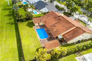 9505 SW 136th St, Miami, FL 33176 - Photo 2