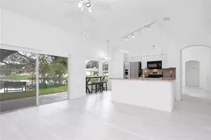 1901 SW 129th Terrace, Miramar, FL 33027 - Photo 4
