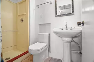 3660 NE 12th Ave, Pompano Beach, FL 33064 - Photo 26