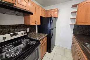 1335 S Dixie Hwy, Deerfield Beach, FL 33441 - Photo 12