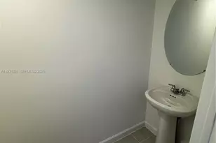 140 SW 184th Way, Pembroke Pines, FL 33029 - Photo 8