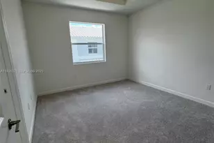 140 SW 184th Way, Pembroke Pines, FL 33029 - Photo 14