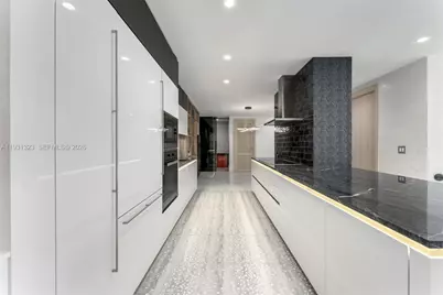 1000 Brickell Plz #PH5203, Miami, FL 33131 - Photo 8