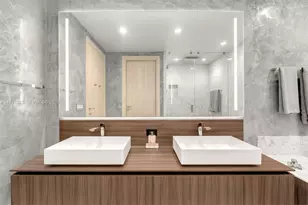 1000 Brickell Plaza, Miami, FL 33131 - Photo 22