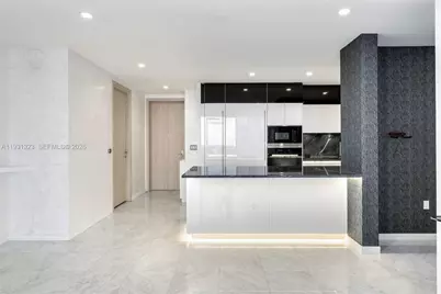 1000 Brickell Plz #PH5203, Miami, FL 33131 - Photo 6