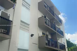 1337 NW 1st St, Miami, FL 33125 - Photo 10