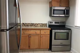 601 Three Islands Boulevard, Hallandale Beach, FL 33009 - Photo 8