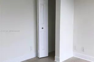 601 Three Islands Boulevard, Hallandale Beach, FL 33009 - Photo 18