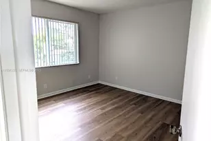 1638 Embassy Dr, West Palm Beach, FL 33401 - Photo 8