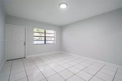 400 81 St #5, Miami Beach, FL 33141 - Photo 2