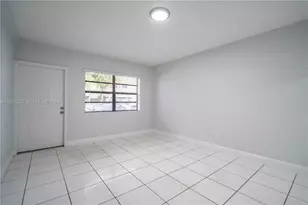400 81st St, Miami Beach, FL 33141 - Photo 2