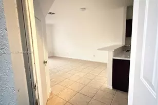 1415 NW 34th Way, Lauderhill, FL 33311 - Photo 4