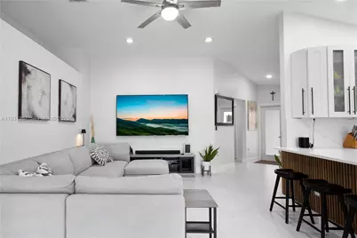 18501 NW 55th Ave, Miami Gardens, FL 33055 - Photo 10