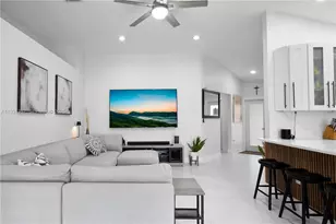 18501 NW 55th Ave, Miami Gardens, FL 33055 - Photo 10