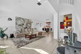 14615 SW 14th St, Pembroke Pines, FL 33027 - Photo 16