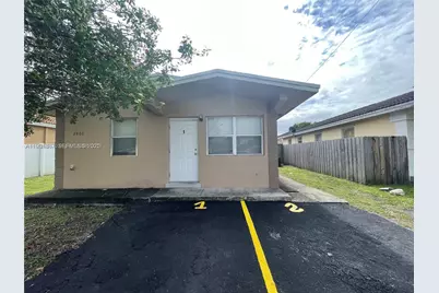 2860 NW 15th St #2, Fort Lauderdale, FL 33311 - Photo 1