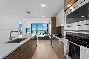 460 NE 28th St, Miami, FL 33137 - Photo 18