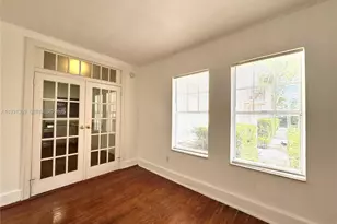 756 Meridian Ave, Miami Beach, FL 33139 - Photo 2