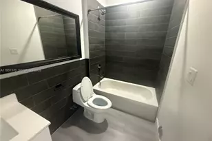 853 E 24th St, Hialeah, FL 33013 - Photo 8