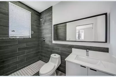 853 E 24th St #304, Hialeah, FL 33013 - Photo 12