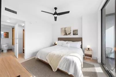 159 NE 6th St #2608, Miami, FL 33132 - Photo 8