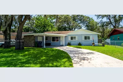 10926 N 29th St, Tampa, FL 33612 - Photo 2