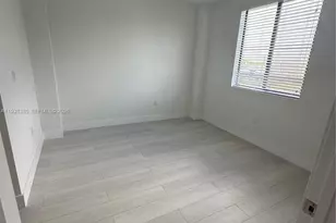 1091 E 17th St, Hialeah, FL 33010 - Photo 14