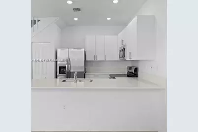 701 SE 14th Ct #0, Homestead, FL 33034 - Photo 6