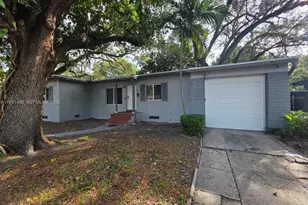 530 NE 132nd Terrace, North Miami, FL 33161 - Photo 1