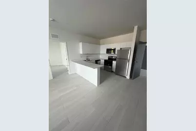 1091 E 17th St #301, Hialeah, FL 33010 - Photo 10