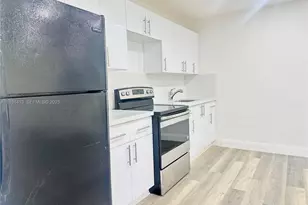 1600 NW 7th Ct, Miami, FL 33136 - Photo 6