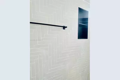 1600 NW 7th Ct #105, Miami, FL 33136 - Photo 8