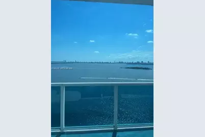 700 NE 25th St #1504, Miami, FL 33137 - Photo 2