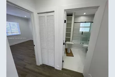 1051 SW 8th Ave #1051, Miami, FL 33130 - Photo 10