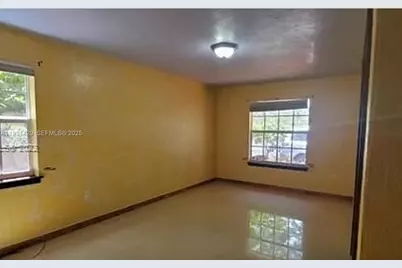 10955 SW 56th St, Miami, FL 33165 - Photo 8