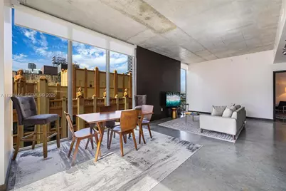 151 SE 1st St #401, Miami, FL 33131 - Photo 1