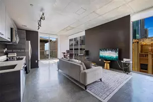 151 SE 1st St, Miami, FL 33131 - Photo 2