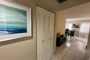 251 SW 134th Way, Pembroke Pines, FL 33027 - Photo 8