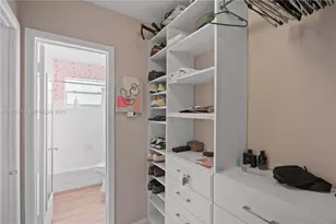 200 76th St, Miami Beach, FL 33141 - Photo 10