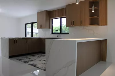 7630 SW 94th Ave, Miami, FL 33173 - Photo 2