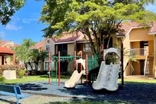 15591 SW 105th Terrace, Miami, FL 33196 - Photo 4