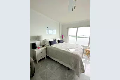 11111 Biscayne Blvd #15B, Miami, FL 33181 - Photo 2